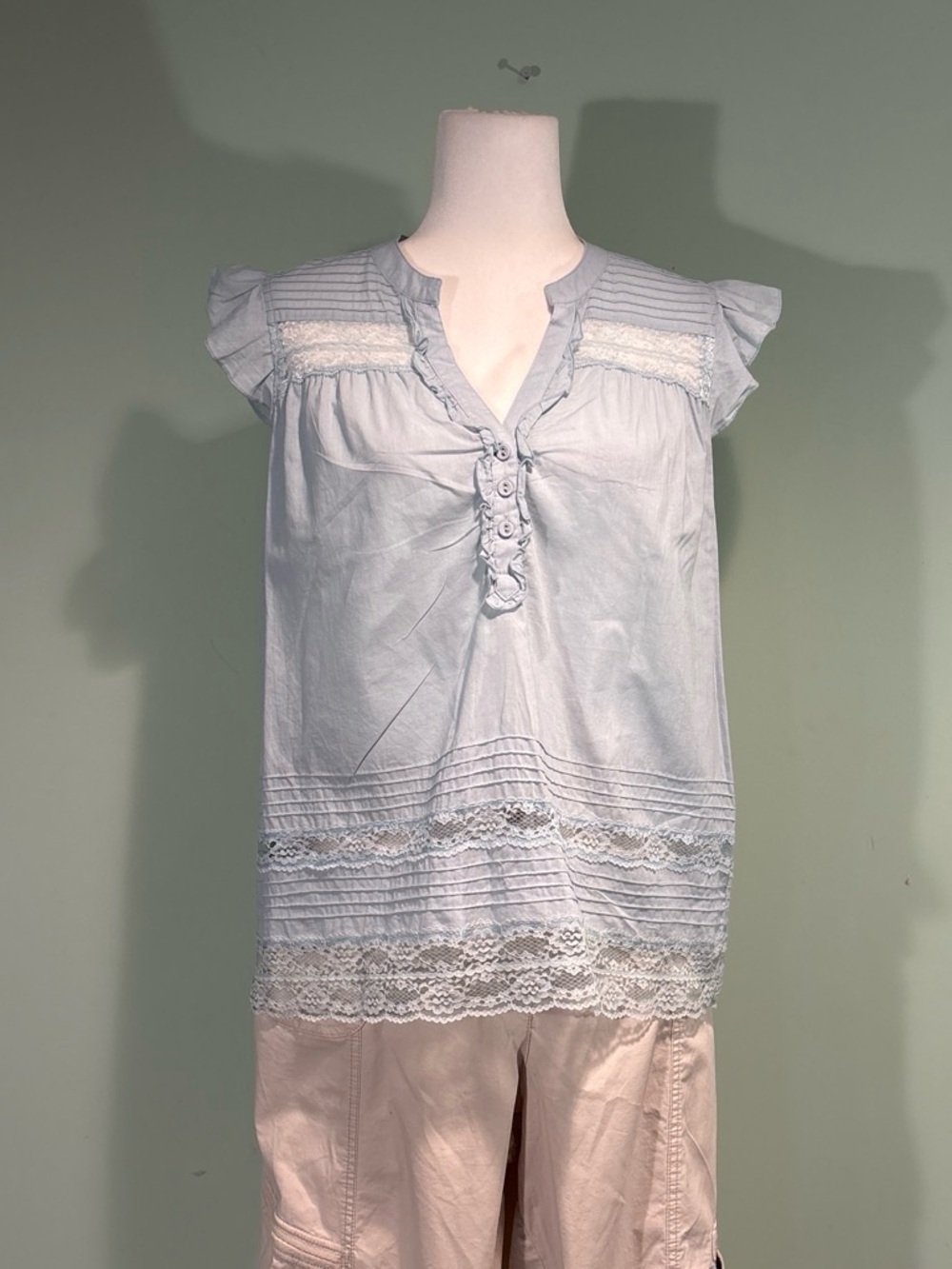 Light Blue Lace-Trim Flutter Sleeve Women's Top size L